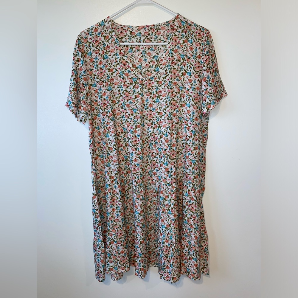 Ditsy Floral V-Neck Mini Dress